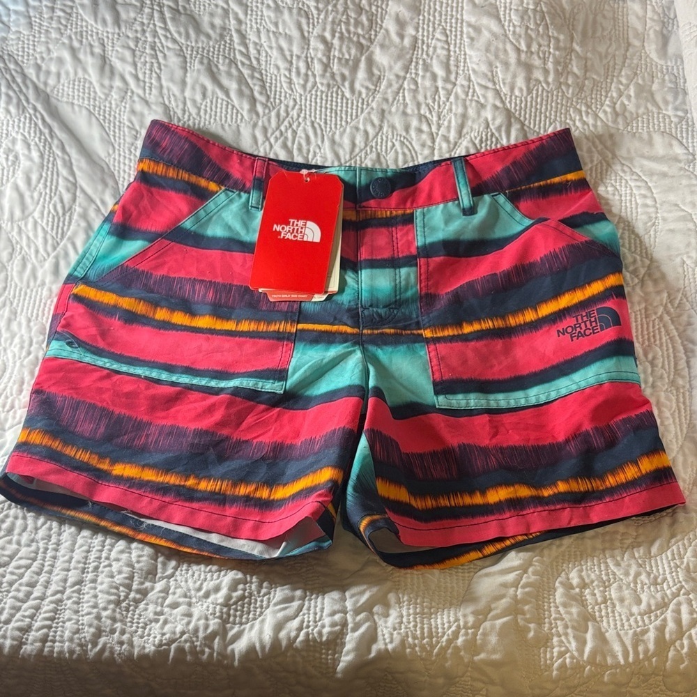 The North Face flashdry Striped Shorts - Picture 6 of 7